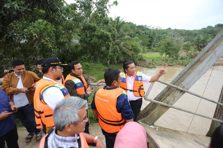 Pemprov Banten Koordinasikan Penanganan Jembatan Terputus Akibat Bencana Banjir Kabupaten Lebak