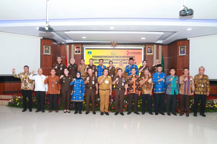 Komitmen Optimalkan Peran Bank Banten, PJ Gubernur Al Muktrabar Ajak Seluruh Pemda Berkolaborasi