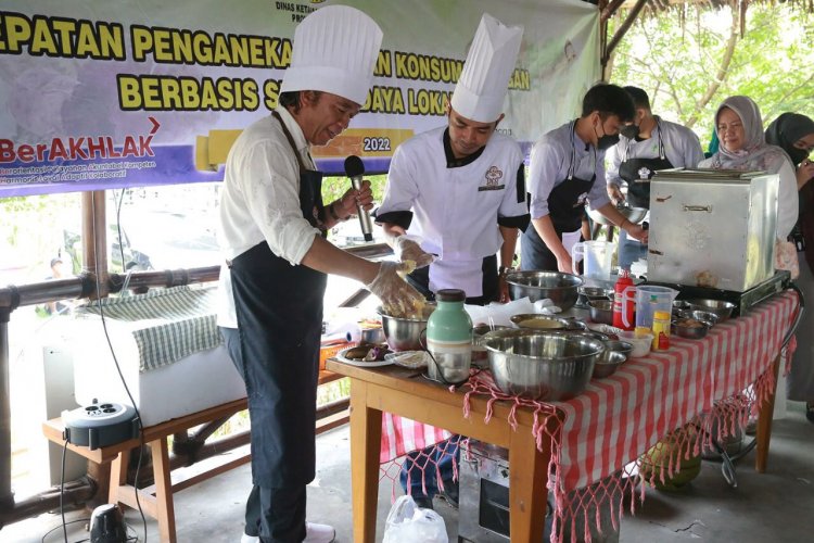 Penanganan Stunting, Pj Gubernur Banten Al Muktabar Ajak Masyarakat Olah Pangan Bergizi dan Berprotein