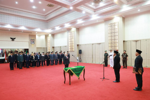 Pj Gubernur Banten Al Muktabar Lantik Virgojanti Sebagai Penjabat Sekda Provinsi Banten